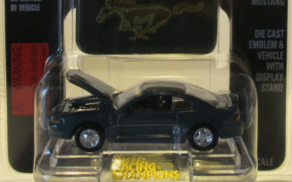 Racing Champions Mint 1997 Ford Mustang Green #73